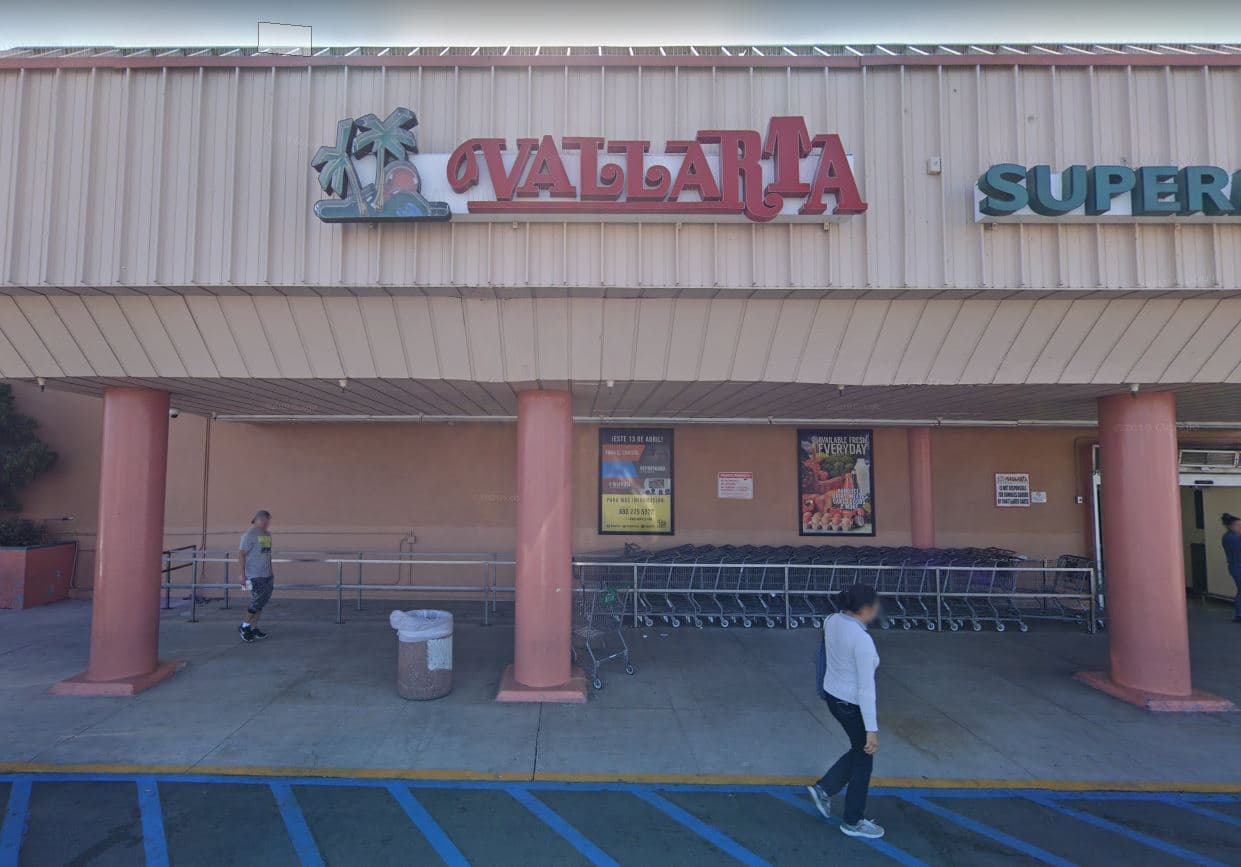 <b>Arleta</b>: La entrega de regalos será el domingo 15 de diciembre en la dirección 9011 Woodman Ave. desde las 11am hasta las 2pm.