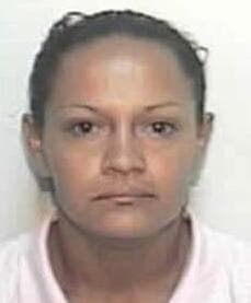 <h3 class="cms-H3-H3">Ingrid Estela Hernández</h3>
<br>
<br>Esta mujer salvadoreña es buscada 
<a href="https://www.ice.gov/most-wanted/hernandez-ingrid-estela" target="_blank">por pertenecer a una organización terrorista. </a>
<br>
