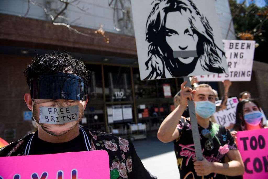 ’Britney vs Spears’ cuenta la explosiva historia de la vida de Britney y su búsqueda pública y privada de libertad.