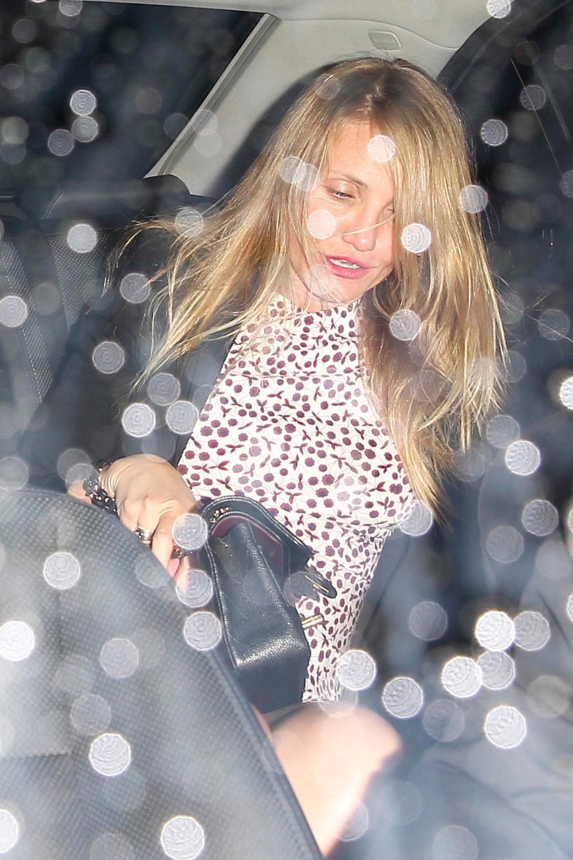 ¿Le habrán sangrado las rodillas?