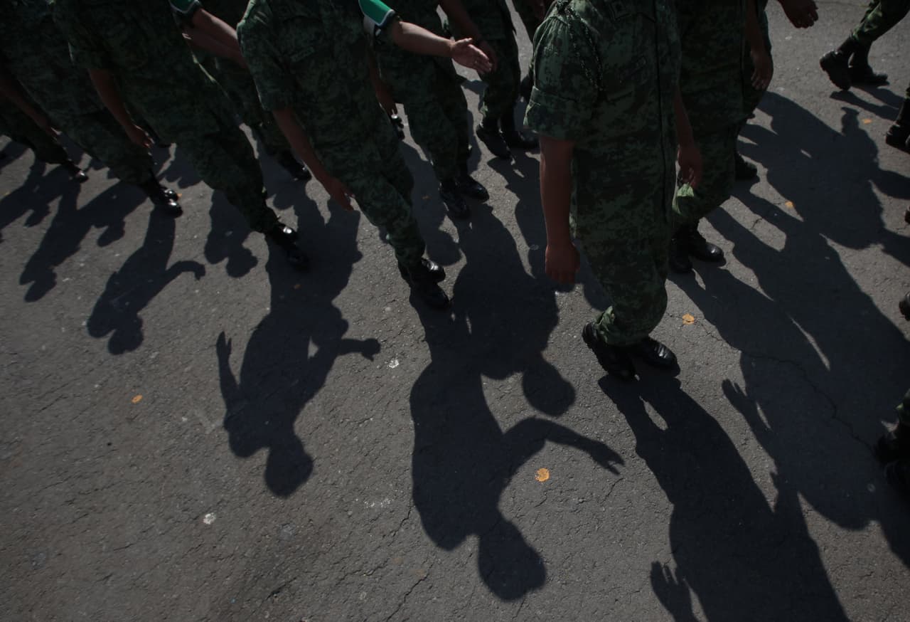 México ordena el arresto de cinco policías y militares tras difusión de video de tortura