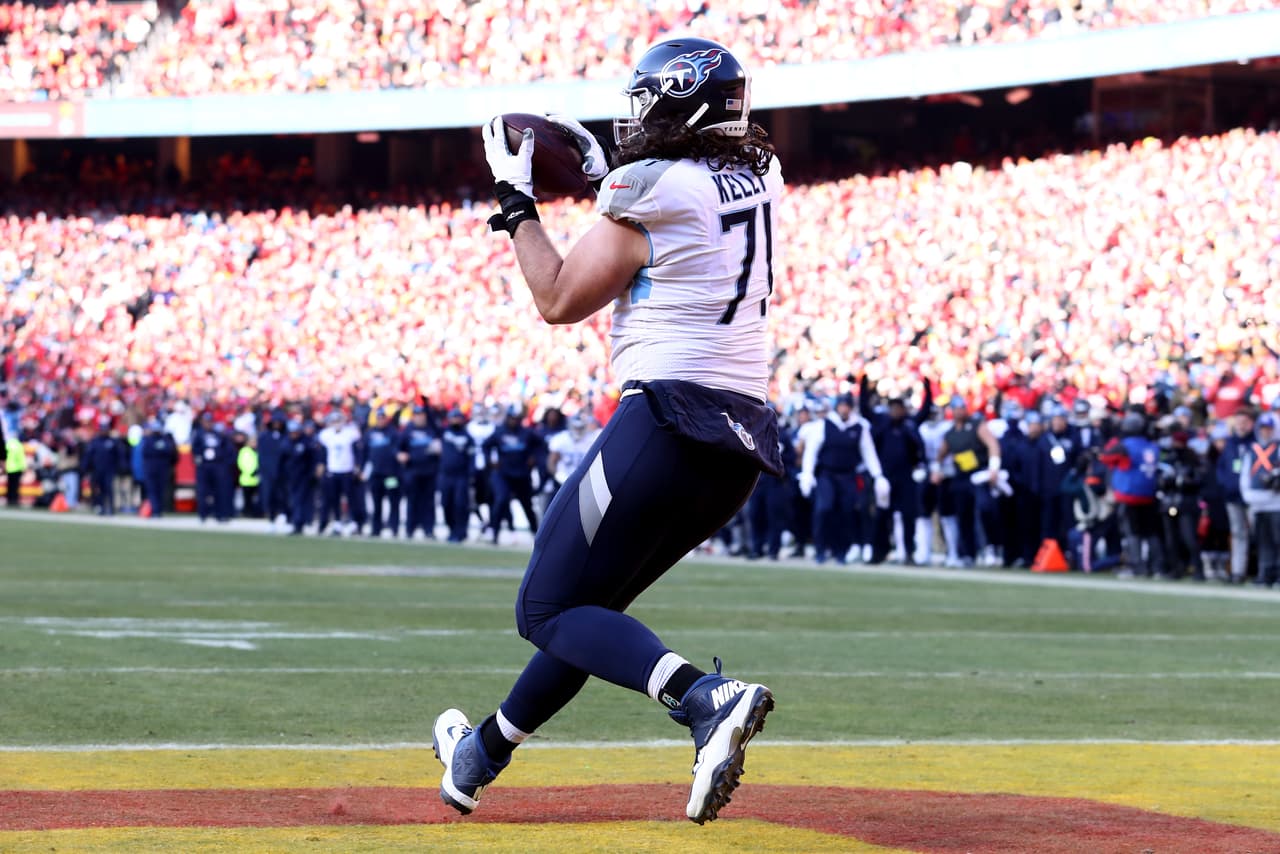 Patrick Mahomes lanzó 3 touchdowns y guía a los Chiefs a su tercer Super Bowl en la historia de la NFL.