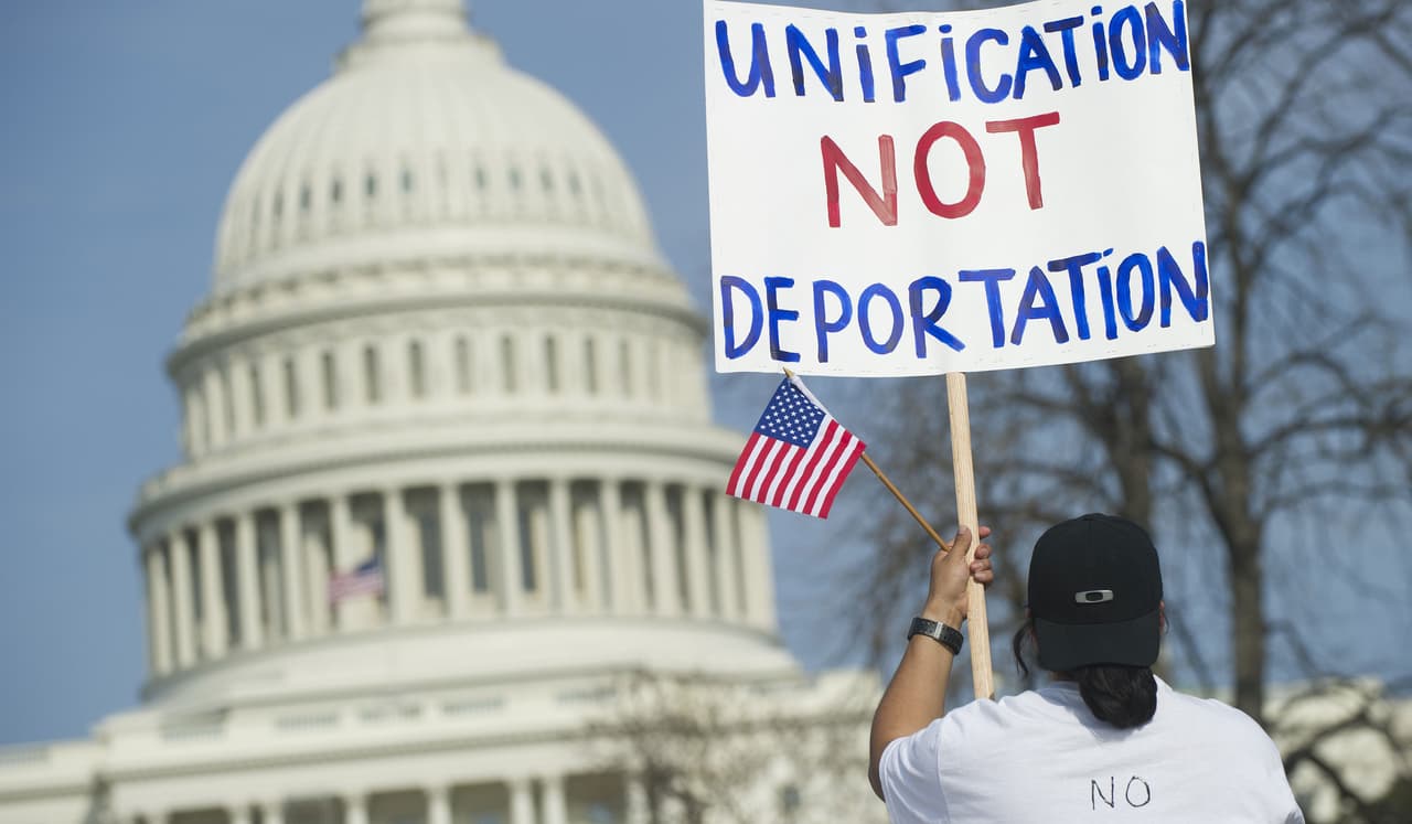 ¿Es demasiado pronto para ilusionarse con la reforma migratoria que promete Clinton?