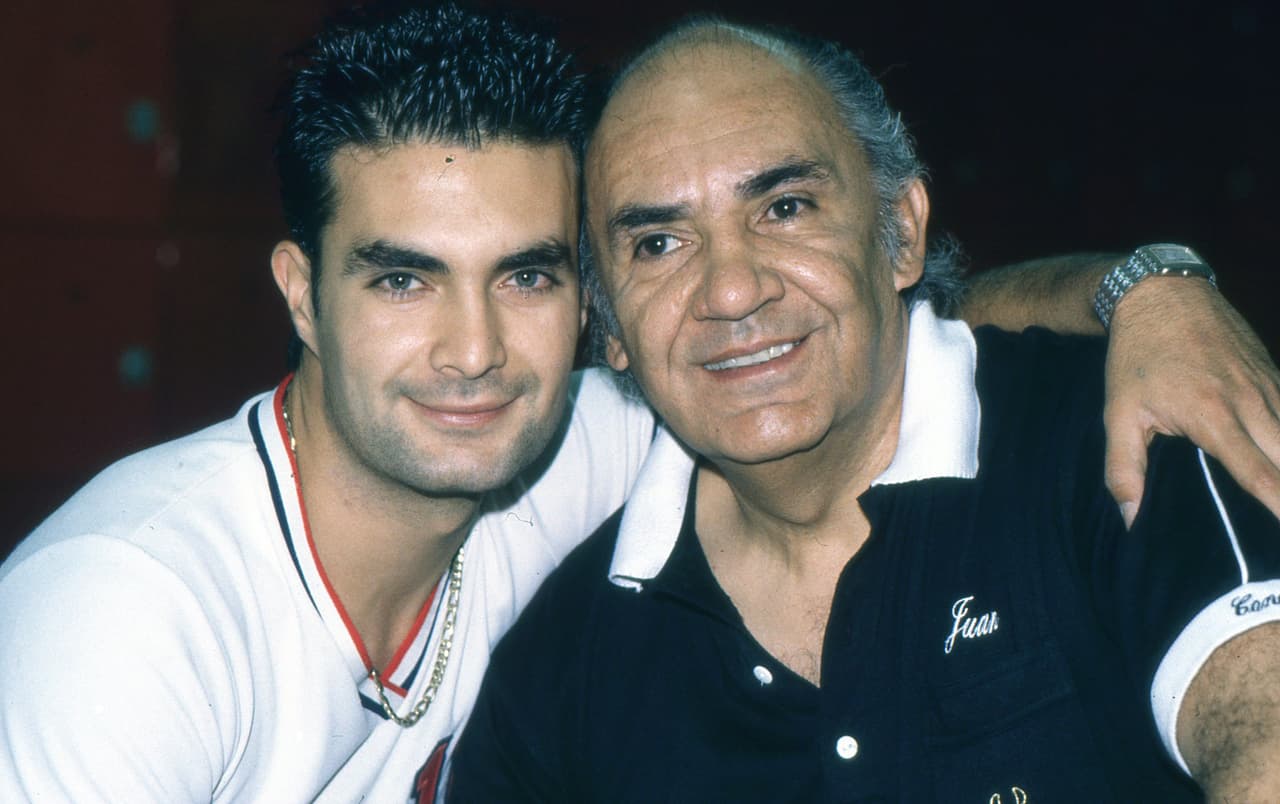 "Está superbién, con muchas precauciones y cuidados", dijo Mauricio Islas sobre la situación que vivieron como familia. 
<br>