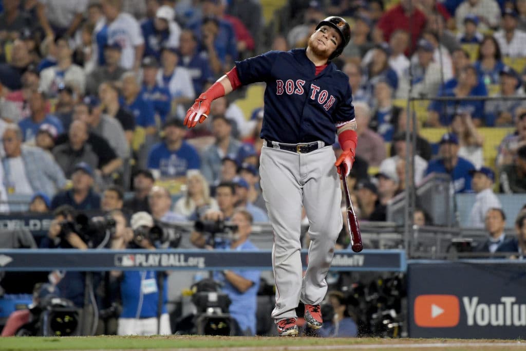 El catcher puertorriqueño Christian Vazquez de los Red Sox estuvo cerca de conectar un cuadrangular en el quinto inning, su batazo fue un foul por corto margen; luego bateó el primer hit para su equipo.
