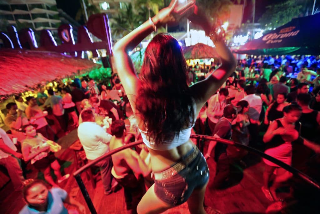 Imagen de archivo que muestra una discoteca de Acapulco, Guerrero, México el 4 de octubre de 2015.