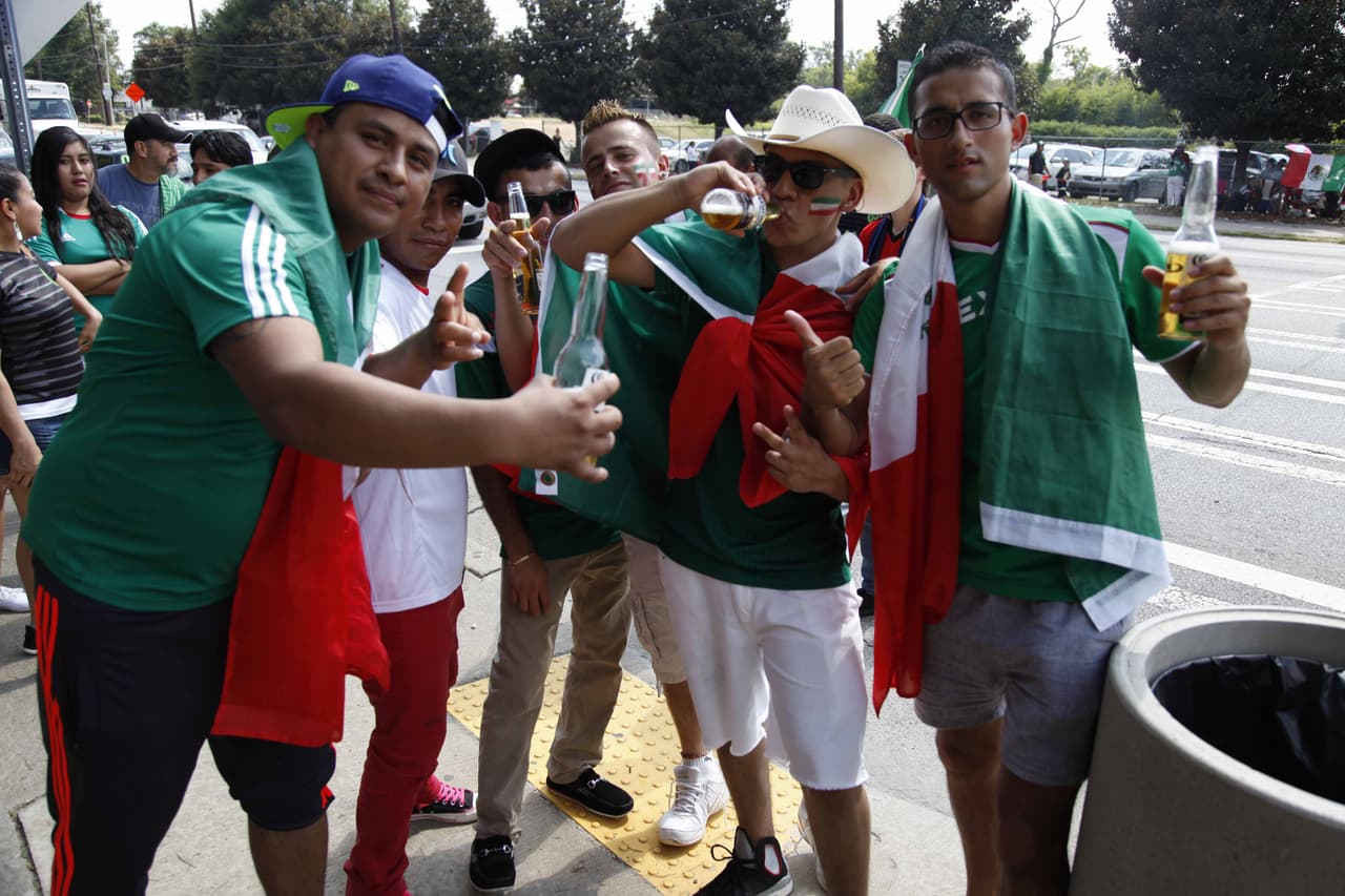 Atlanta vivió la fiesta de las semifinales de la Copa Oro 2015 con los duelos Estados Unidos vs. Jamaica y México vs. Panamá.