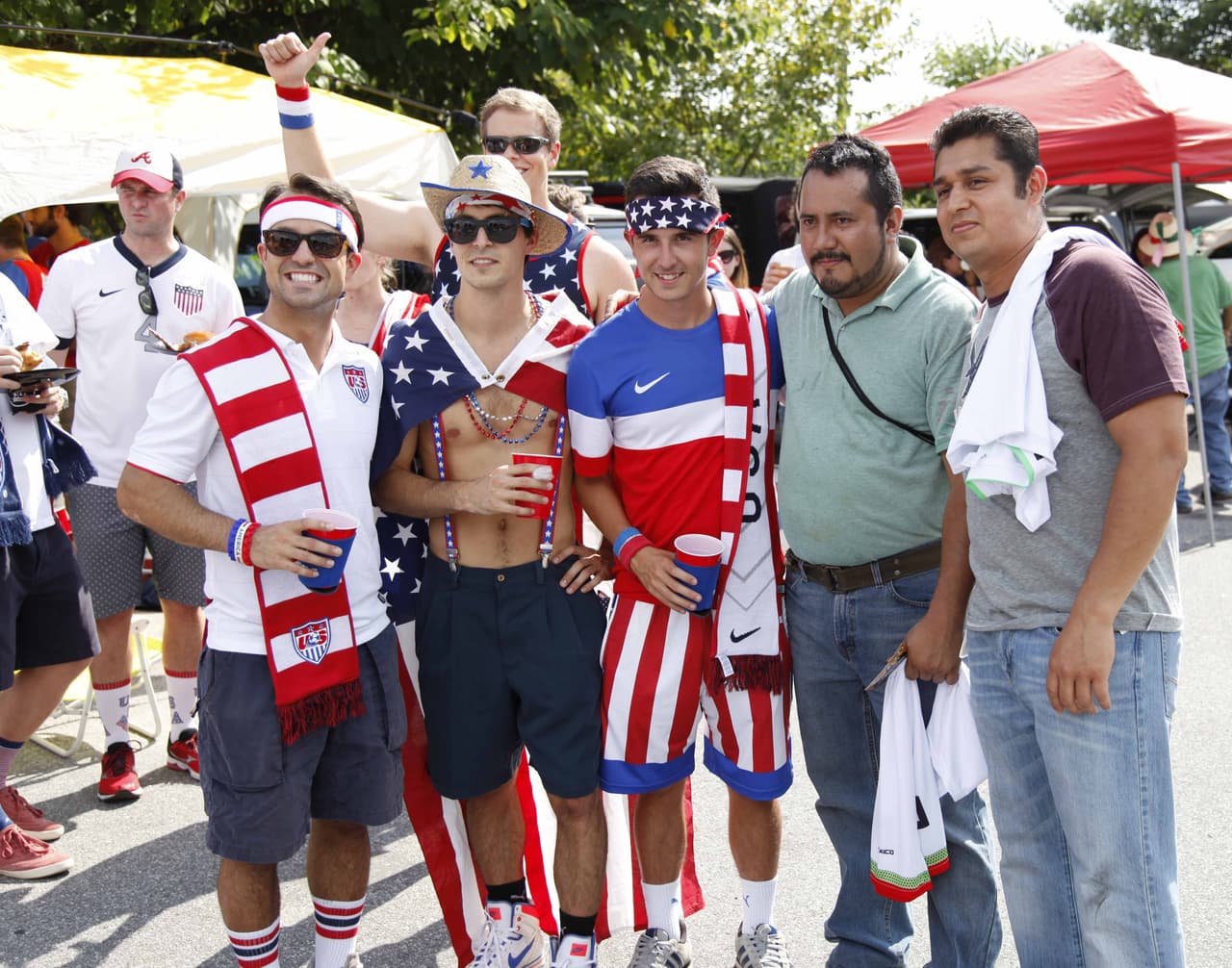 Atlanta vivió la fiesta de las semifinales de la Copa Oro 2015 con los duelos Estados Unidos vs. Jamaica y México vs. Panamá.