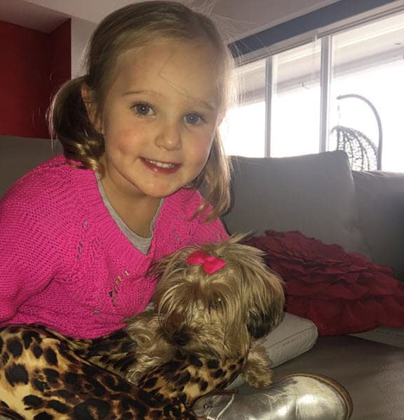 Alexa también es bastante popular en Instagram, su cuenta @mirandasbb ya acumula 80,400 seguidores.