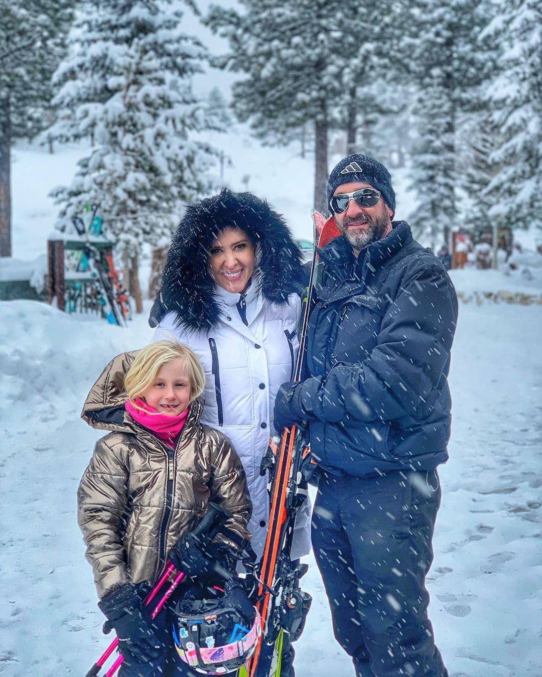Por su parte, Tanya Charry pasó una blanca y fría Navidad junto a sus seres queridos.