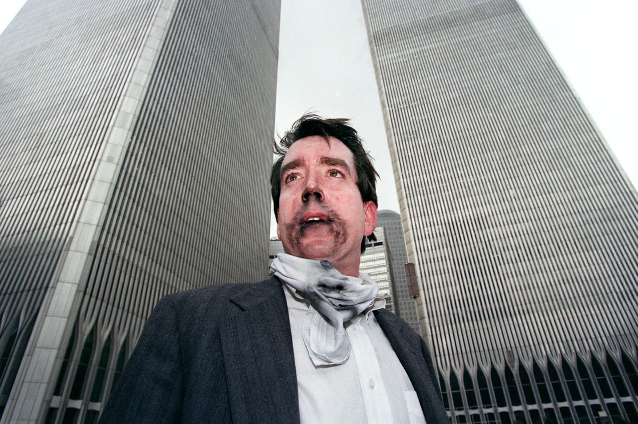Brian Rolford bajó del piso 105 de una de las torres después de la explosión de un auto bomba colocado por extremistas islámicos el 26 de febrero de 1993.