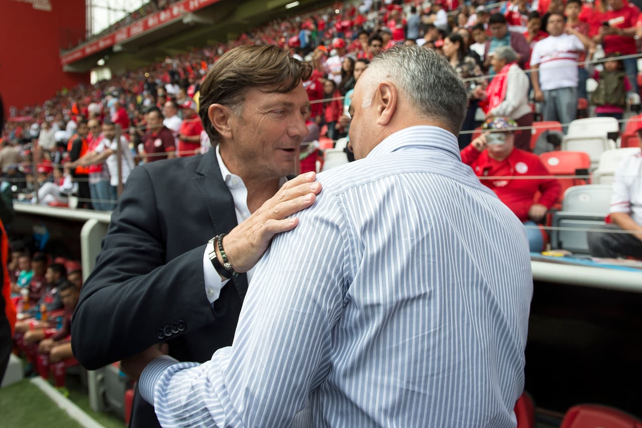 Los técnicos viven realidades distintas, con un Veracruz que aún aspira a llegar a la Liguilla y un Toluca que ya espera esa definición para dar su pelea por el título.