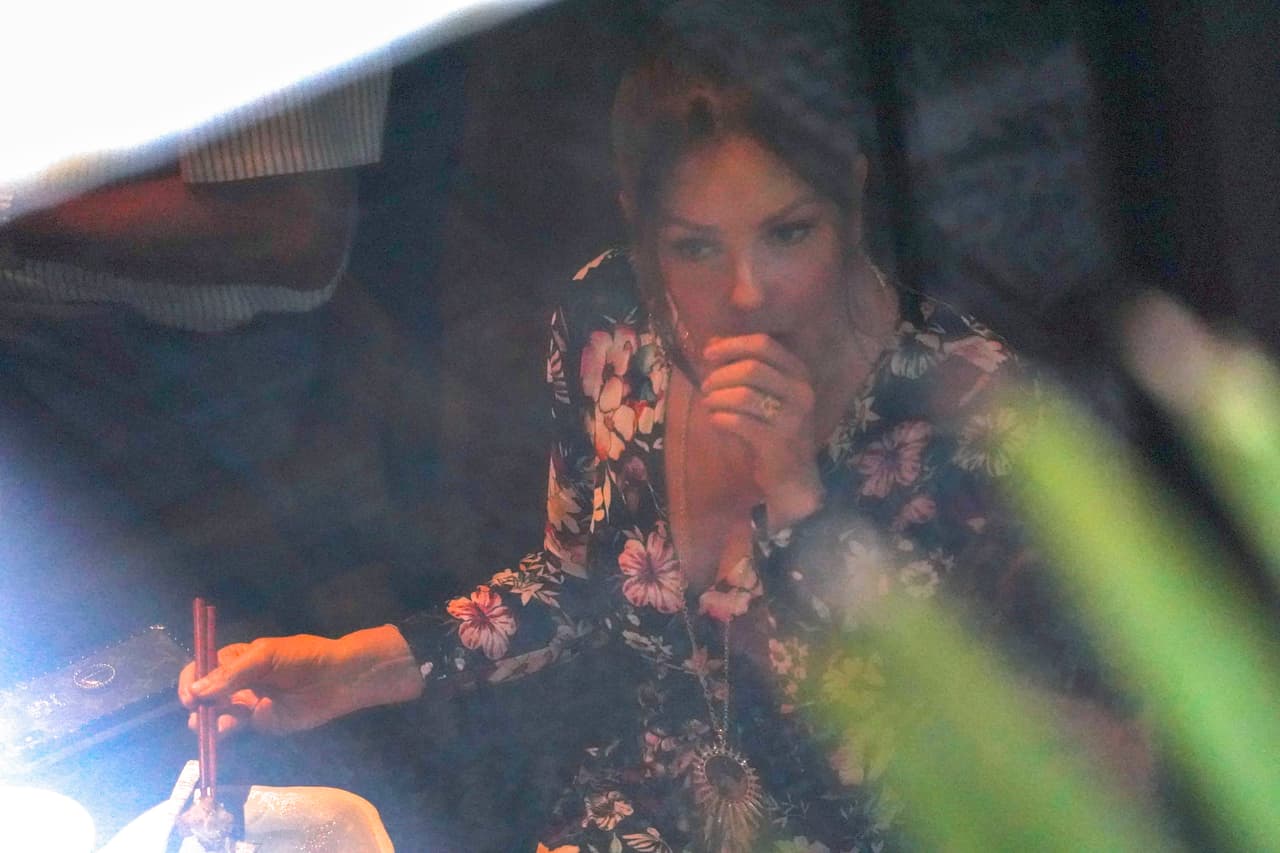 A este encuentro solo asistieron la cantante, La Flaca y el productor, ni los hijos de Lili ni los de Thalía estuvieron presentes.