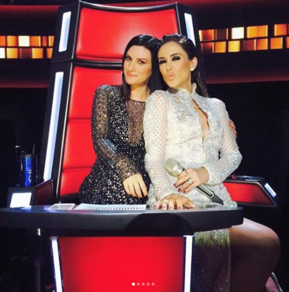 Entre los comentarios, destacó un mensaje que le envió Laura Pausini a Bracamontes. "Demasiado flaca, muñeca, amiga mía... ahora eres perfecta y 'bellisimisima'" escribió la cantante italiana.
<br>