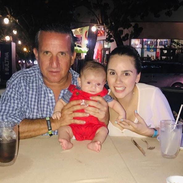 “Bien, eh, hace mucho parte de mi salud mental fue llevar, siempre traté de llevar la fiesta en paz, nomás que ahora llevarla de lejitos ¿no?, entonces realmente yo no tengo ninguna relación con ella, más que las cosas mínimas y practicas con respecto a Nicolás y eso a mí me ha servido muy bien y me ha servido para seguir adelante y para tener una relación cordial con ella”, dijo para el programa No lo cuentes.
<br>