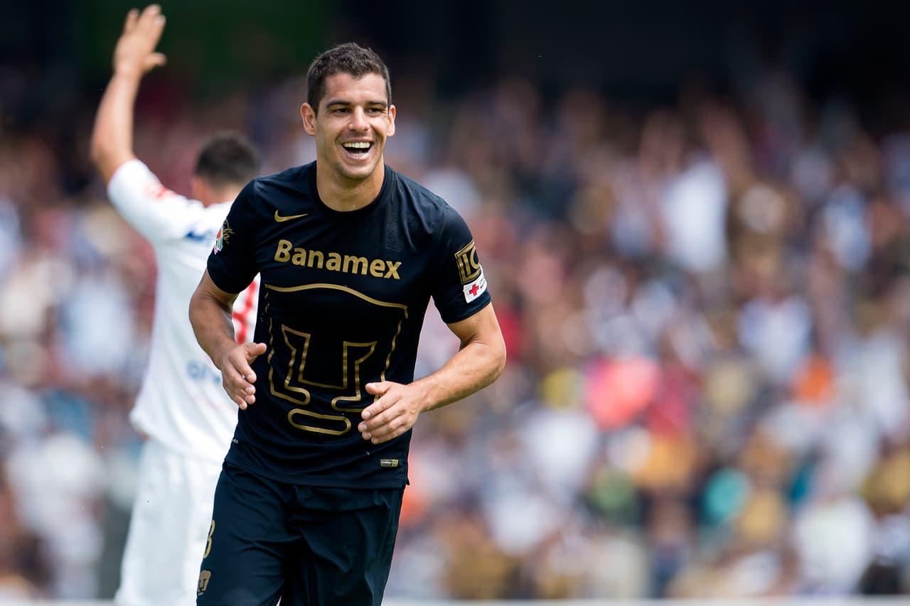 Gerardo Alcoba resalta humildad en Pumas y descarta pose de estrellas