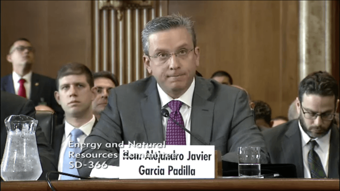 Gobernador de Puerto Rico depone ante el Senado