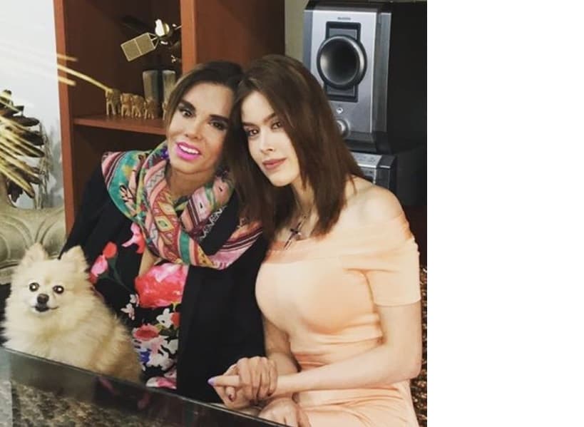 Lucía Mendez ama a su perrita 'Aurora', la acompaña a todos lados y hasta le contrató un mayordomo, para que no le falté nada.