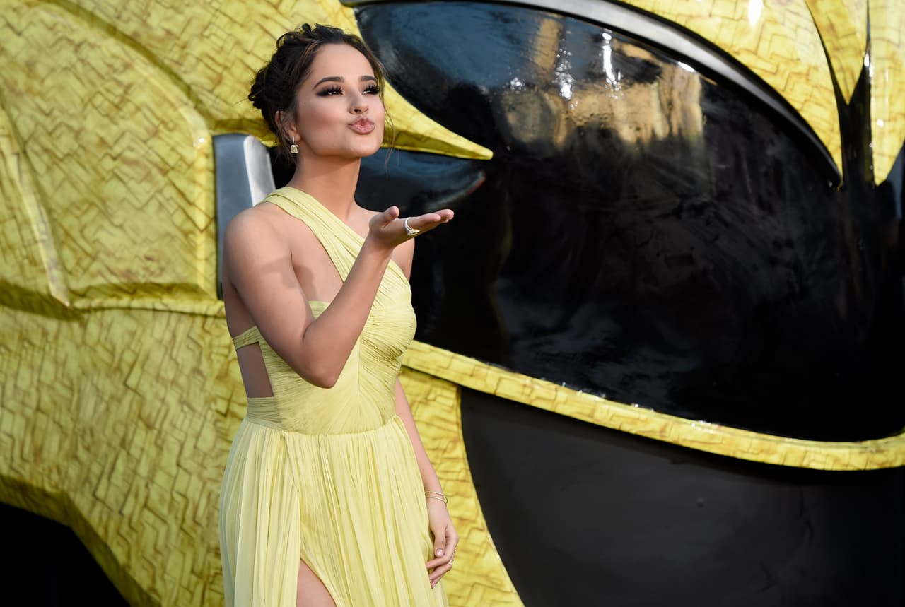 Conoce Rebbeca Marie Gomez, Becky G, la guapísima novia del delantero de los Estados Unidos Sebastián Lletget.