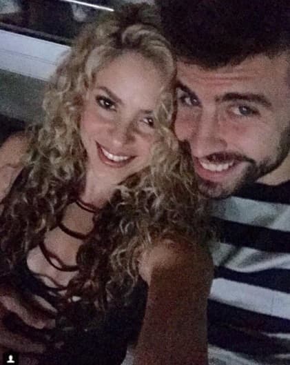 Ella junto con Piqué comparten esta y otras aventuras.