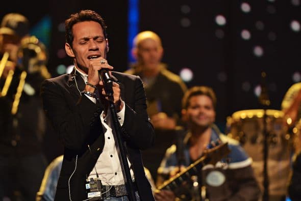 Con el tema 'Vivir Mi Vida', producido por Marc junto a su querido amigo Sergio George, ha rebasado las listas de popularidad.