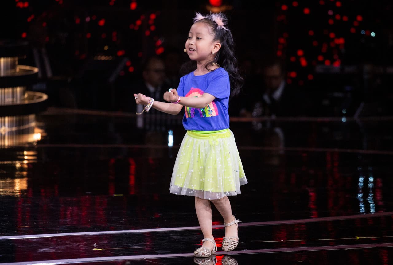 En la segunda gala de Pequeños Gigantes 2020 también conocimos a tres carismáticas que arrancaron carcajadas con sus ocurrencias. Una de ellas fue María Jose de la Cruz. Ella tiene 5 años y es originaria de Puebla.