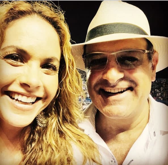 Se dice que el galán de Lucero es muy alegre y de carismatica personalidad.