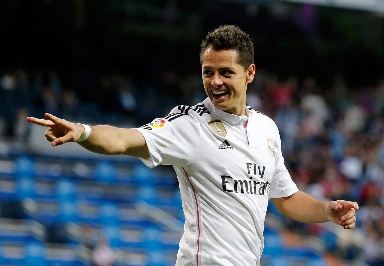 Javier Hernández - Por el Real Madrid solo han pasado dos mexicanos y el más reciente fue el Chicharito, en la temporada 2014/15 cedido, nada más y nada menos, que desde el Manchester United. Con los Diablos Rojos marcó 59 goles y puso 20 asistencias, mientras que con los Merengues su marca fue de 9 y 9.