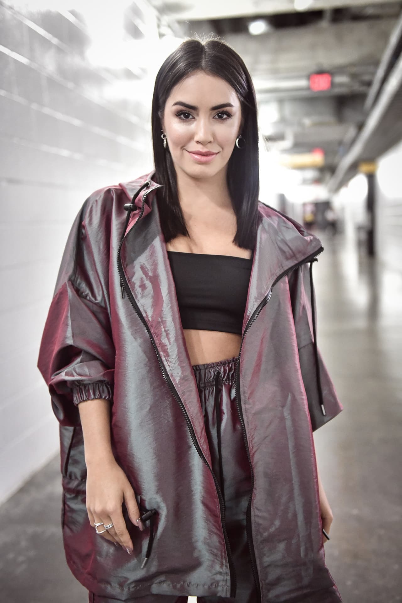 Mientras Lali decide si regresa o no a la pantalla como actriz, este viernes la podremos ver en una dinámica presentación de Premio Lo Nuestro.
<br>
<b>No te pierdas su explosiva presentación en <a href="https://www.univision.com/shows/premio-lo-nuestro">Premio Lo Nuestro 2019</a> este 21 de febrero. </b>La transmisión de Univision comienza con la alfombra roja de ‘Noche de Estrellas’ desde las 7PM/6C. La entrega número 31 de Premio Lo Nuestro iniciará a las 8PM/7C en vivo desde el American Airlines Arena de Miami
<br>