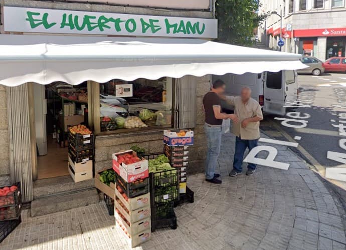 Gioacchino Gammino conversa recardado a un negocio de Galapagar.