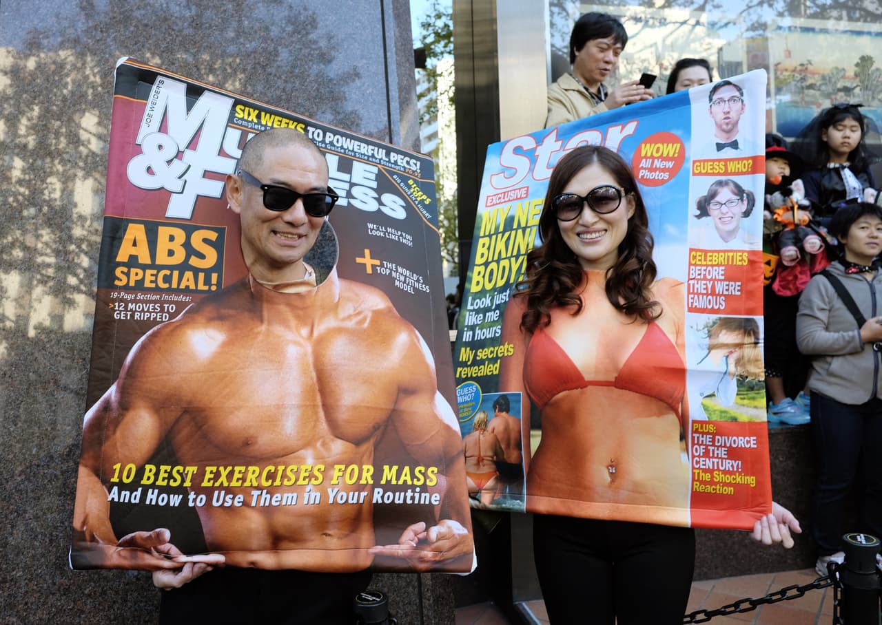 Increíble: sus disfraces son... ¡de portada de revista!