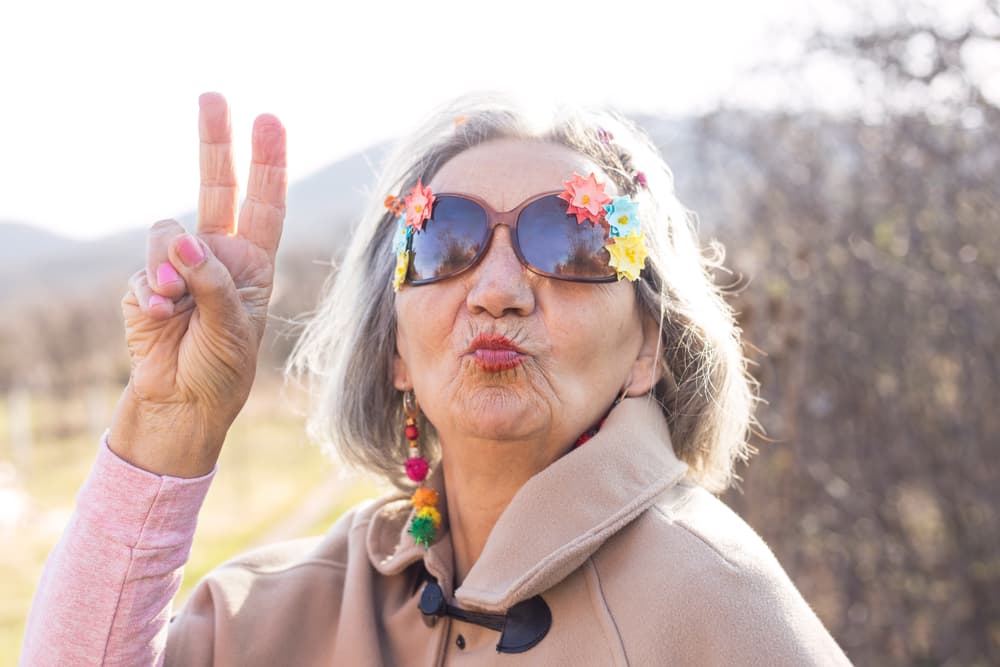 <b>SAGITARIO EN EL MES DE DICIEMBRE</b>
<br>
<br>Un mes singular, pues terminas tu ciclo de cumpleaños el día 21 o 22, pero diciembre empieza con Mercurio en tu signo. Eso, mezclado con el eclipse de sol también en tu signo, presenta un regalo cósmico para ti, causando un mes extraordinario.
<br>