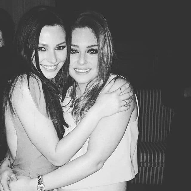 Y claro, felicitamos a Irina Baeva por su gran papel en 'Pasión y Poder'.