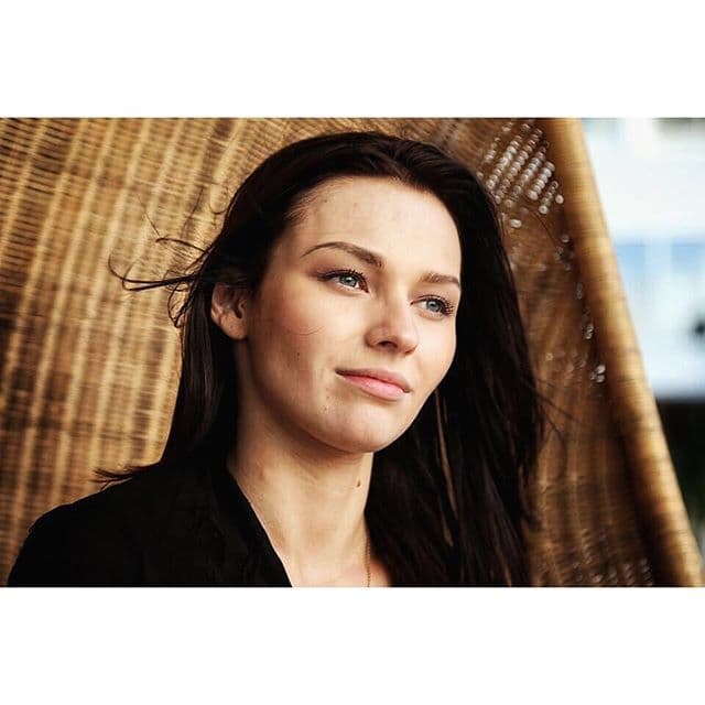 ¡Fiu, fiu! Es un bomboncito.