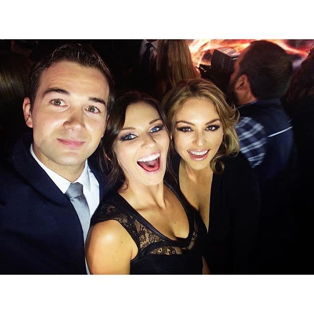 Pero no dejamos de gozar con su actuación.