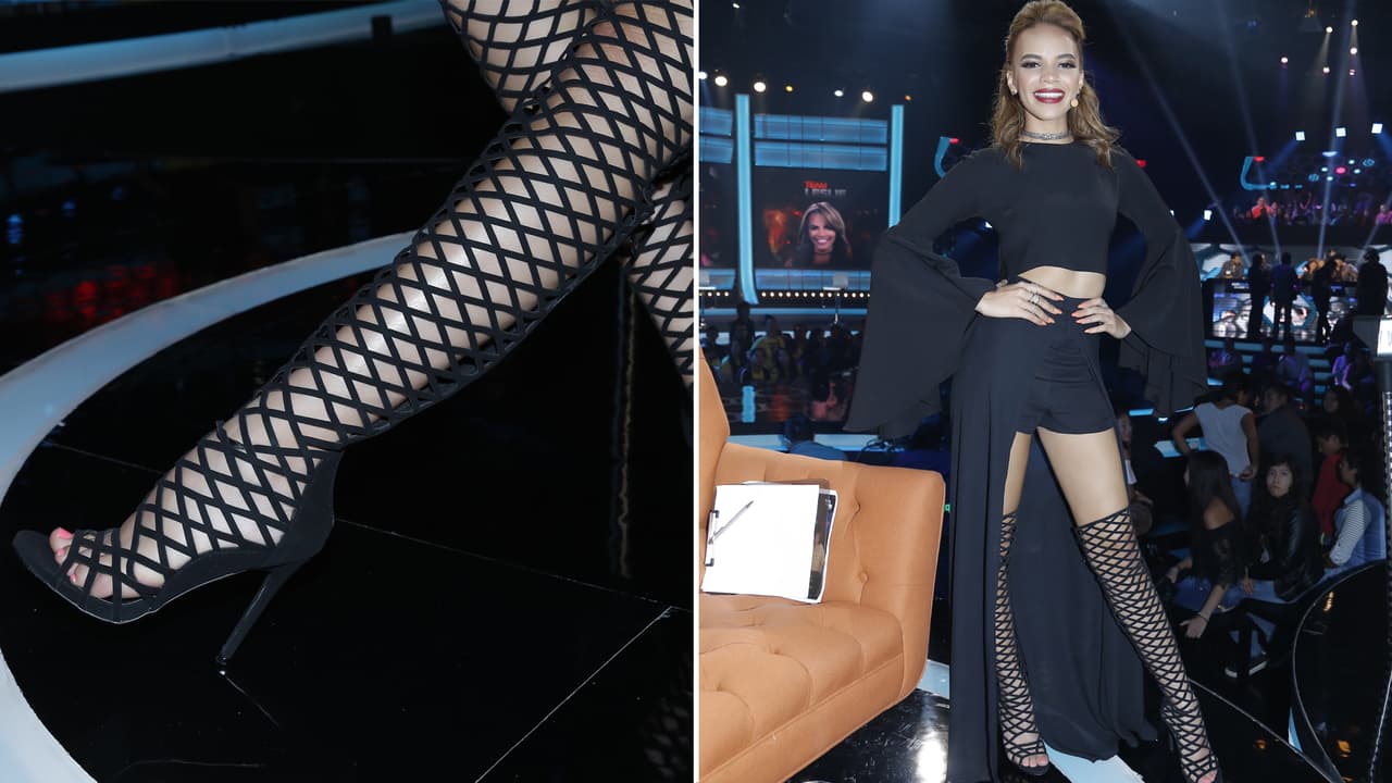 El color de la noche, fue al parecer el negro. ¿Te gustó como le luce este traje a Leslie?