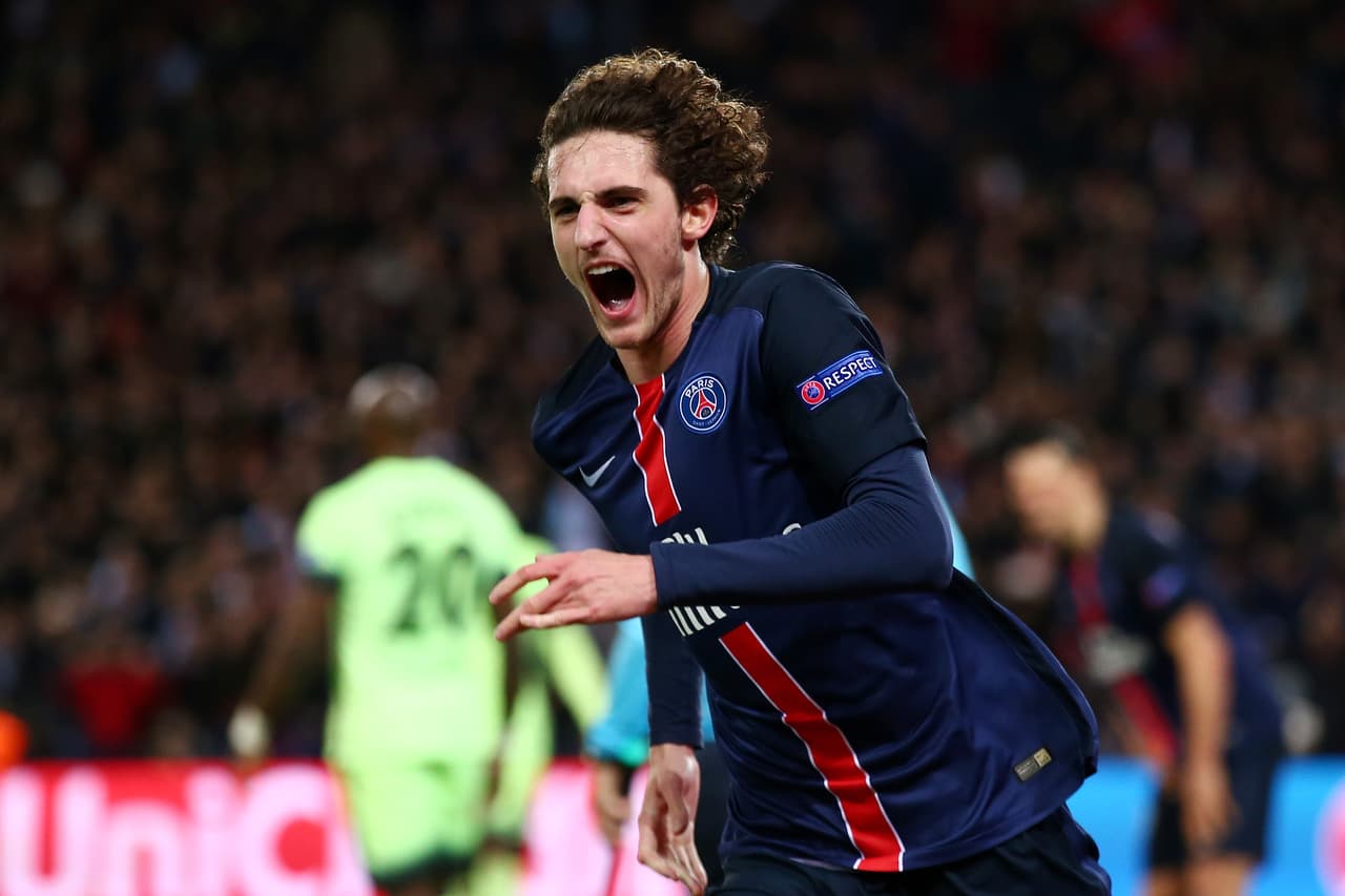Rabiot ha desatado una pelea entre el PSG y el Barcelona.