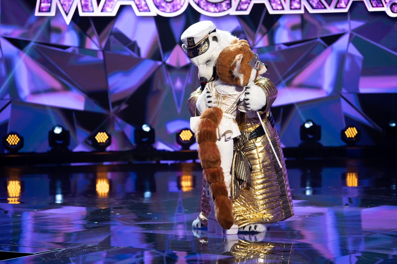 Oso Polar demostró su caballerosidad cuando trató de sacrificarse por Mapache y librarla de la zona de riesgo, pero por reglas del show eso no pudo ser posible.