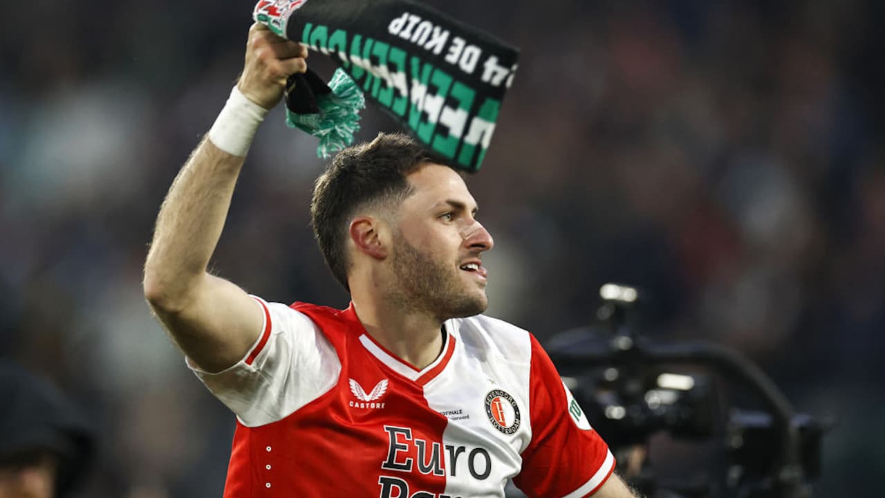 Nottingham Forest presenta nuevo ofrecimiento por Santi Giménez