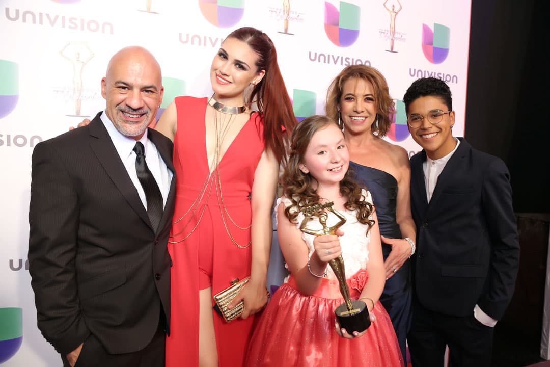 <b><a href="http://www.univision.com/series/como-dice-el-dicho">'Como dice el dicho'</a></b> sumó una estatuilla más, volvió a ganar como
<b> 'Mejor Programa Unitario'</b>. ¿Le atinaste a los ganadores?