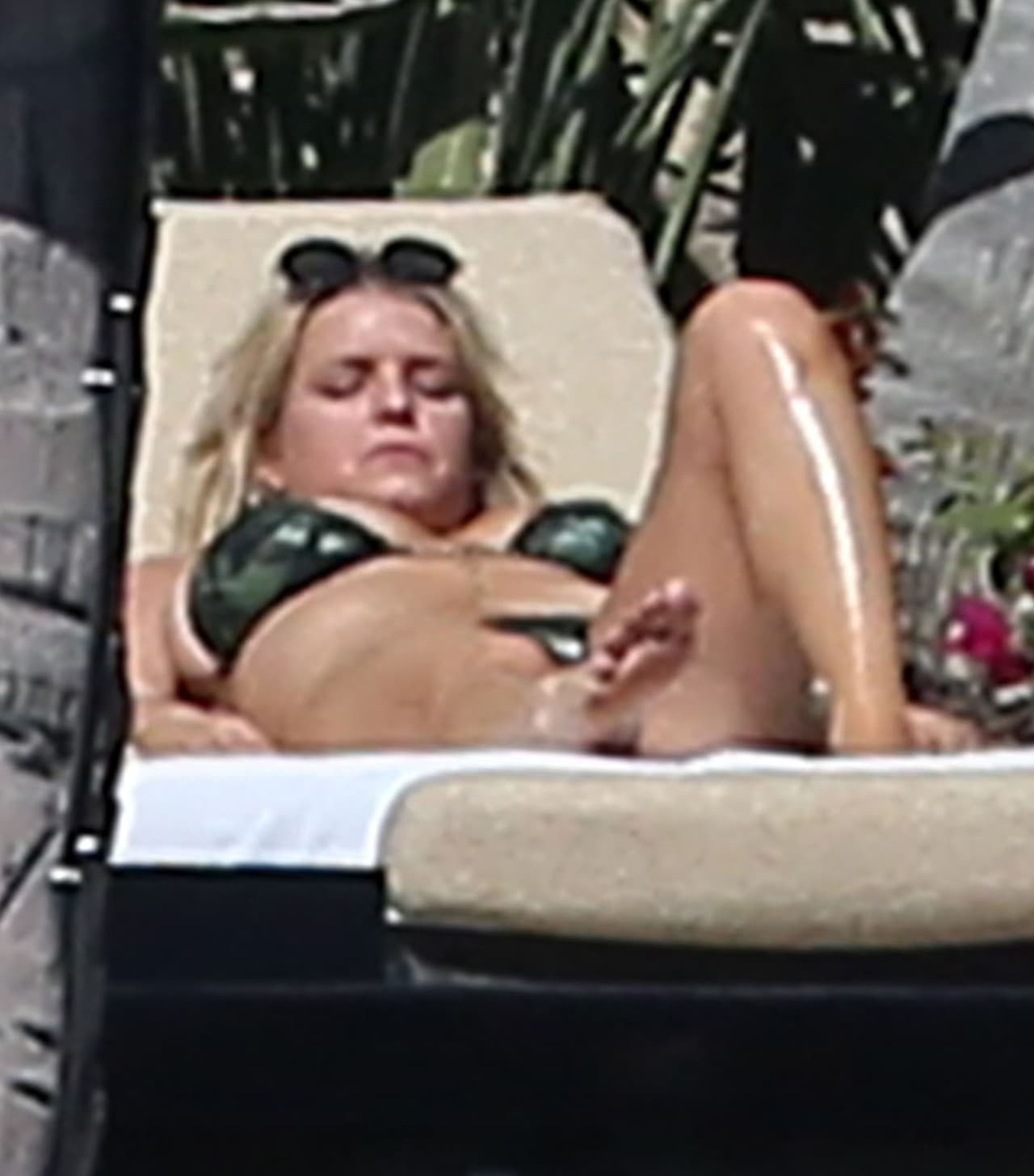 No te vayas a requemar, Jessica.