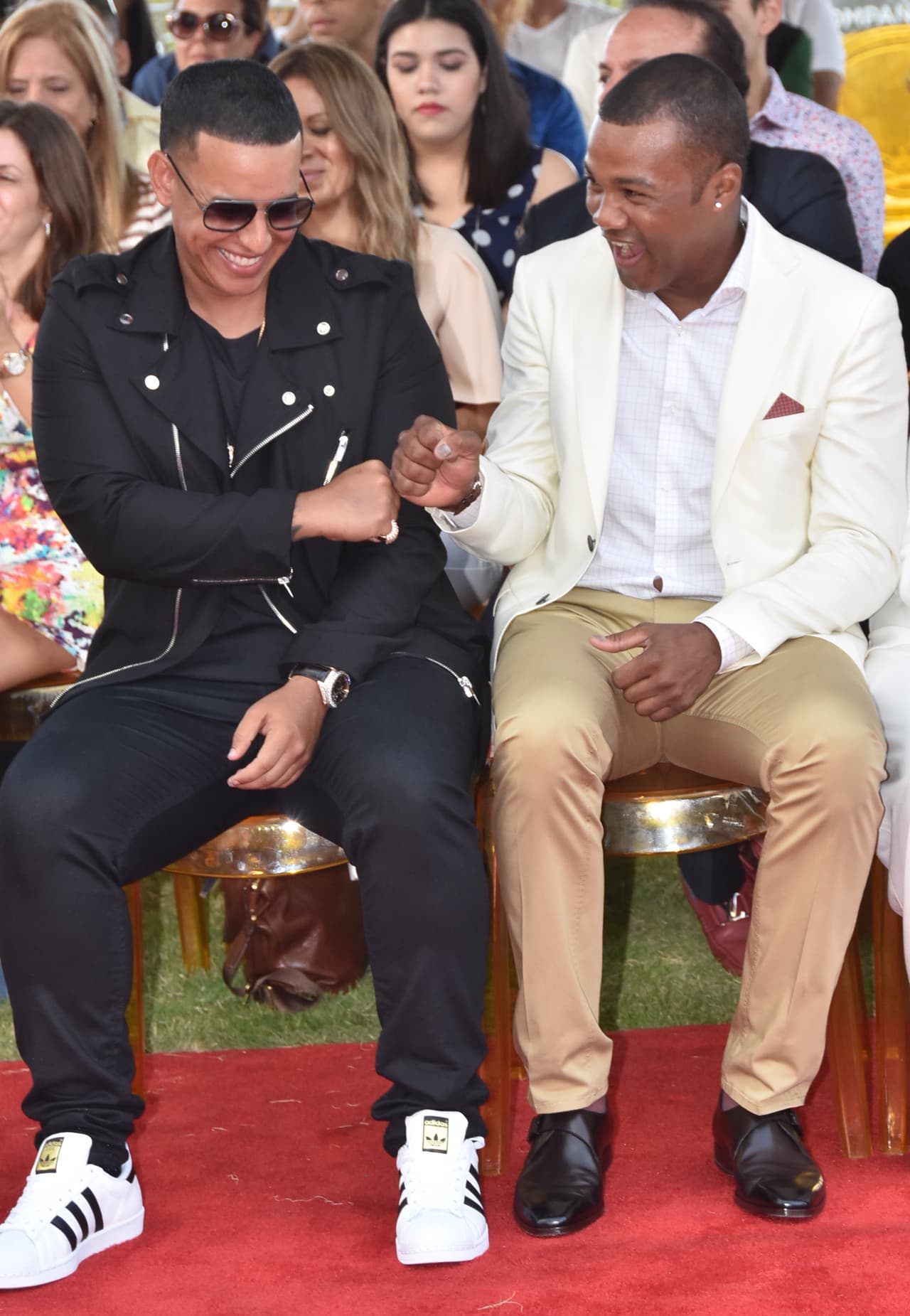 "Jamás pensé estar en la misma oración con Roberto Clemente y Tito Trinidad. Esta estrella no tan solo representa a un artista, representa a todo un movimiento", anotó.