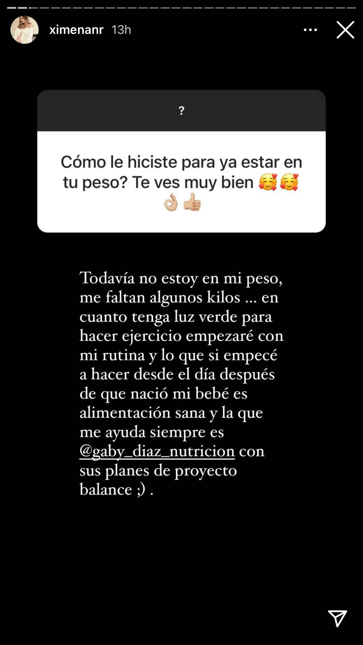 En Navidad, ella compartió una foto con su esposo y la niña en donde dejó ver la recuperada figura que gozaba tras el parto, sin embargo, ante sus fans admitió que 
<b><a href="https://www.univision.com/famosos/ximena-navarrete-embarazo-mensaje-body-positive" target="_blank">"todavía no está en su peso"</a></b>: "Me faltan algunos kilos (libras)". 
<br>