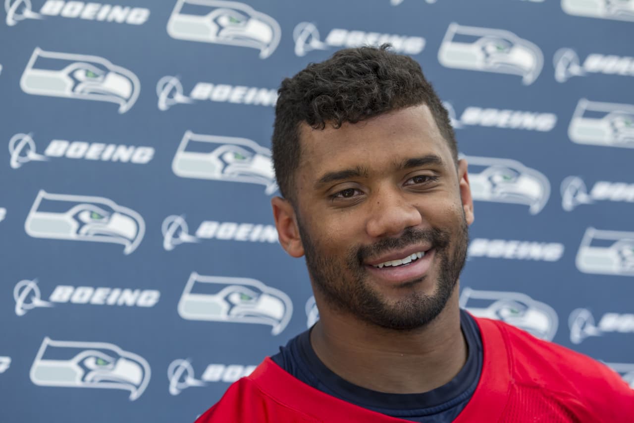 Russell Wilson firmó extensión millonaria con los Seattle Seahawks