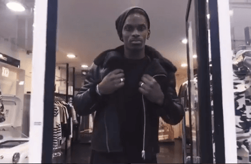 Por lo que no sería raro que decidiera invertir en el mundo de la moda, con una línea con la que se siente tan identificado.