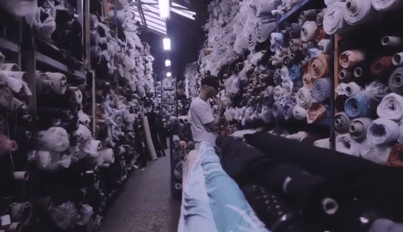 El cantante publicó un video en el que se anuncia lo nuevo de la marca francesa Champaris 75, misma con la que se ha rumorado que se podría asociar.