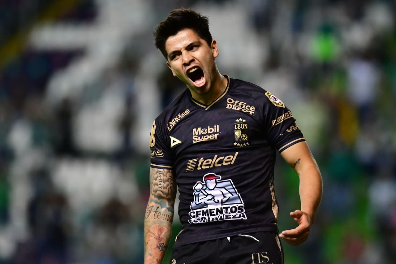 6 goles, 973 minutos jugados.
<br>