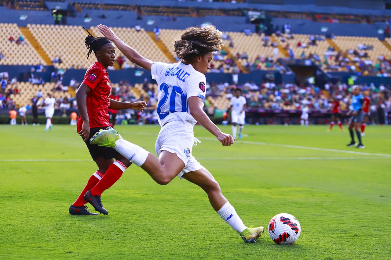 Panamá venció 1-0 ante Trinidad y Tobago en la última jornada de la etapa de grupos del Clasificatorio Concacaf W y se clasificó al Repechaje. La única anotación del juego fue de la futbolista del Pachuca, antes del León, Marta Cox al minuto 43.