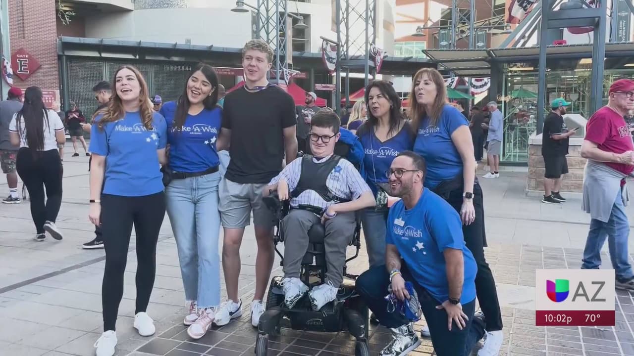 Dos jóvenes cumplen su sueño de ir a la Serie Mundial gracias a la Fundación Make a Wish