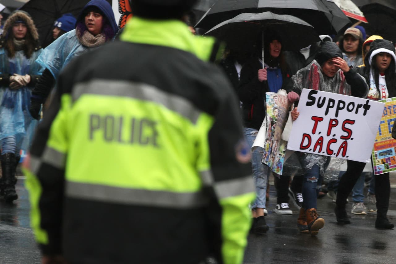 Sindicatos piden al Congreso que regularice a los beneficiarios de DACA y TPS